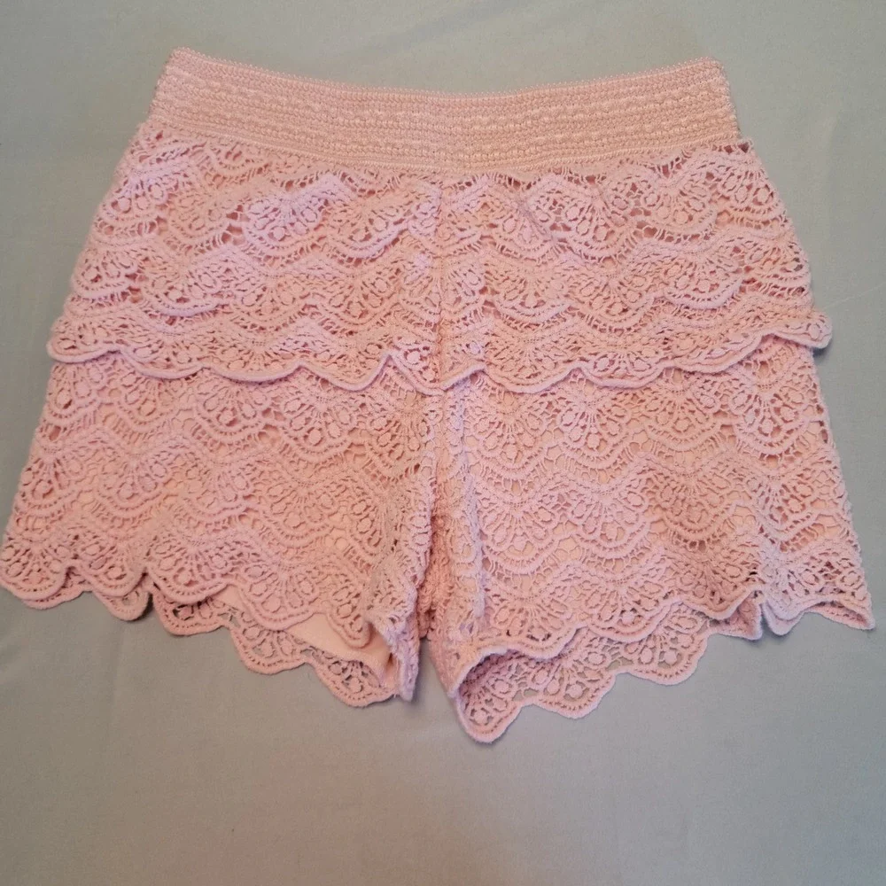 Justice Lace Tiered Shorts Girls 14/16 Pink Smocked Waist Scalloped Boho Summer